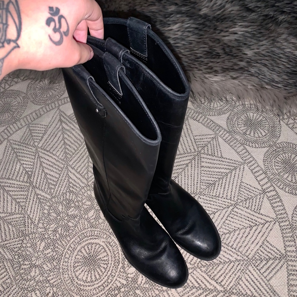 Frye & Co tall, genuine leather boots.